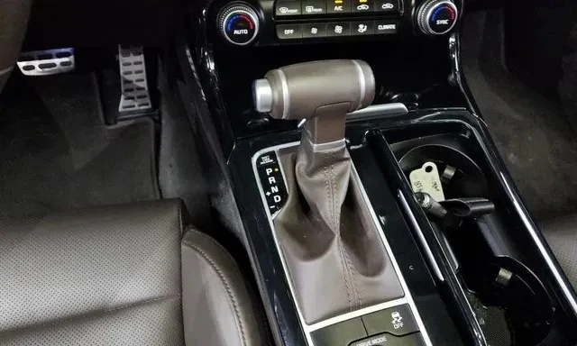 Kia Stinger 2.0T 2WD ОЧАКВАН ВНОС ВИДЕО  - изображение 9
