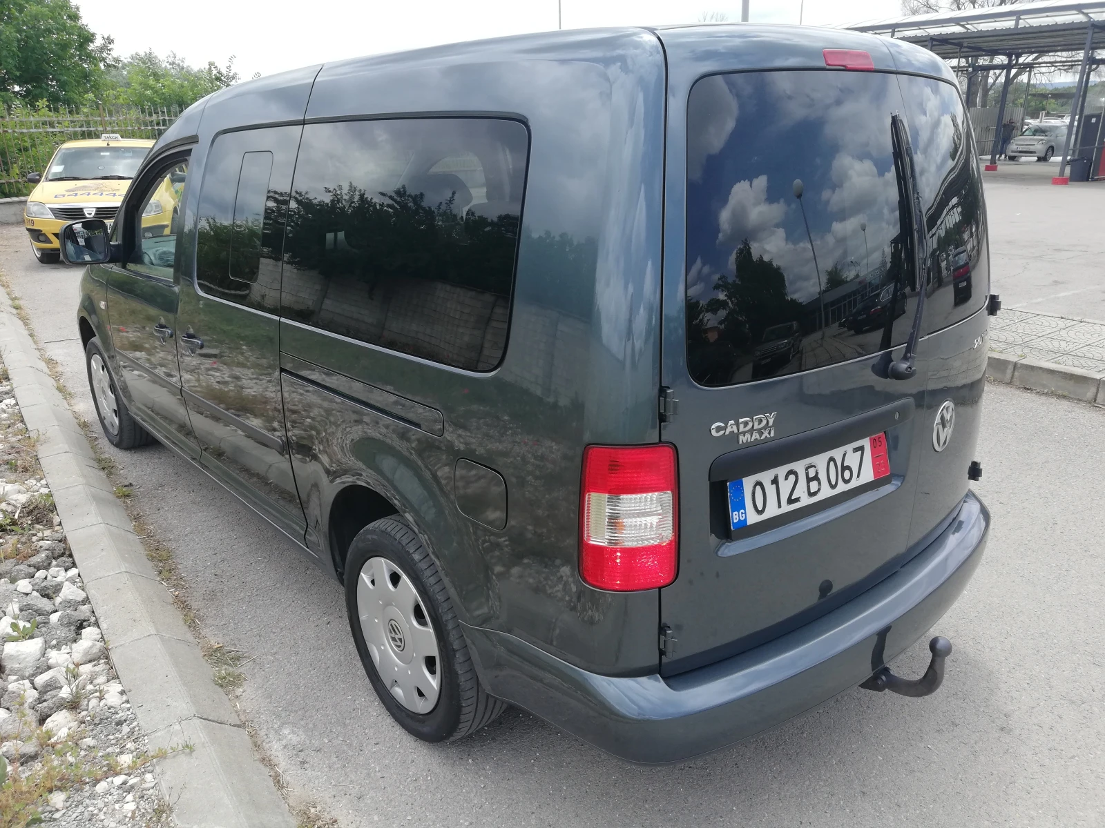 VW Caddy 2.0TDI Maxi - изображение 6