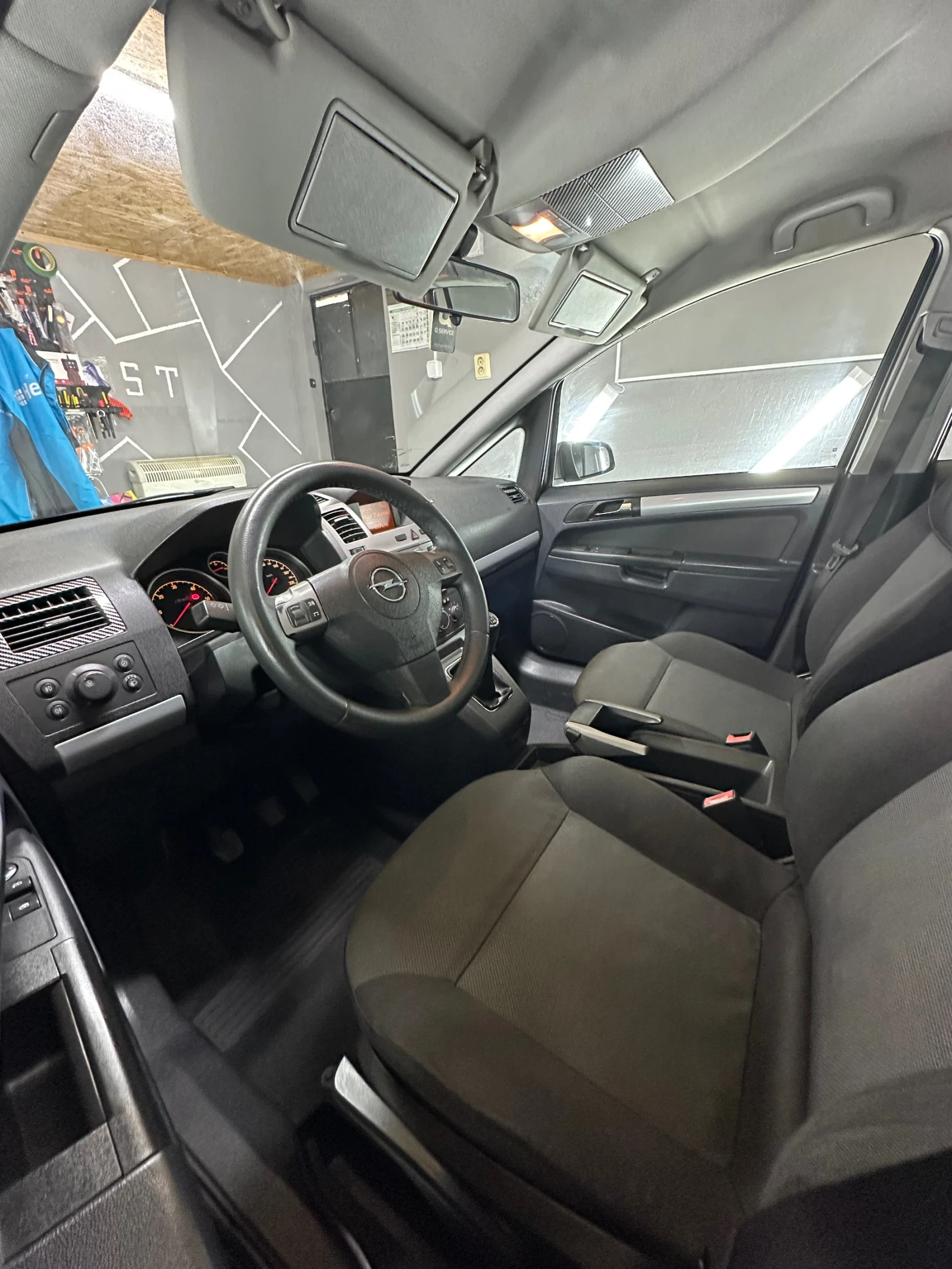 Opel Zafira  - изображение 5