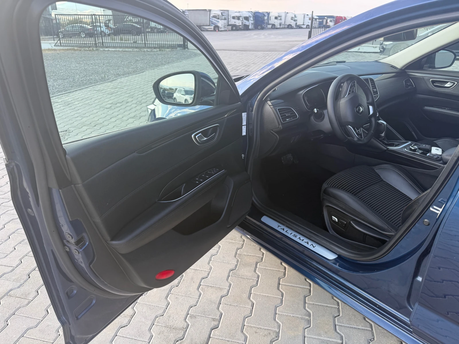 Renault Talisman 1.6dci 130 ks Всички възможни екстри за модела !!! - изображение 9