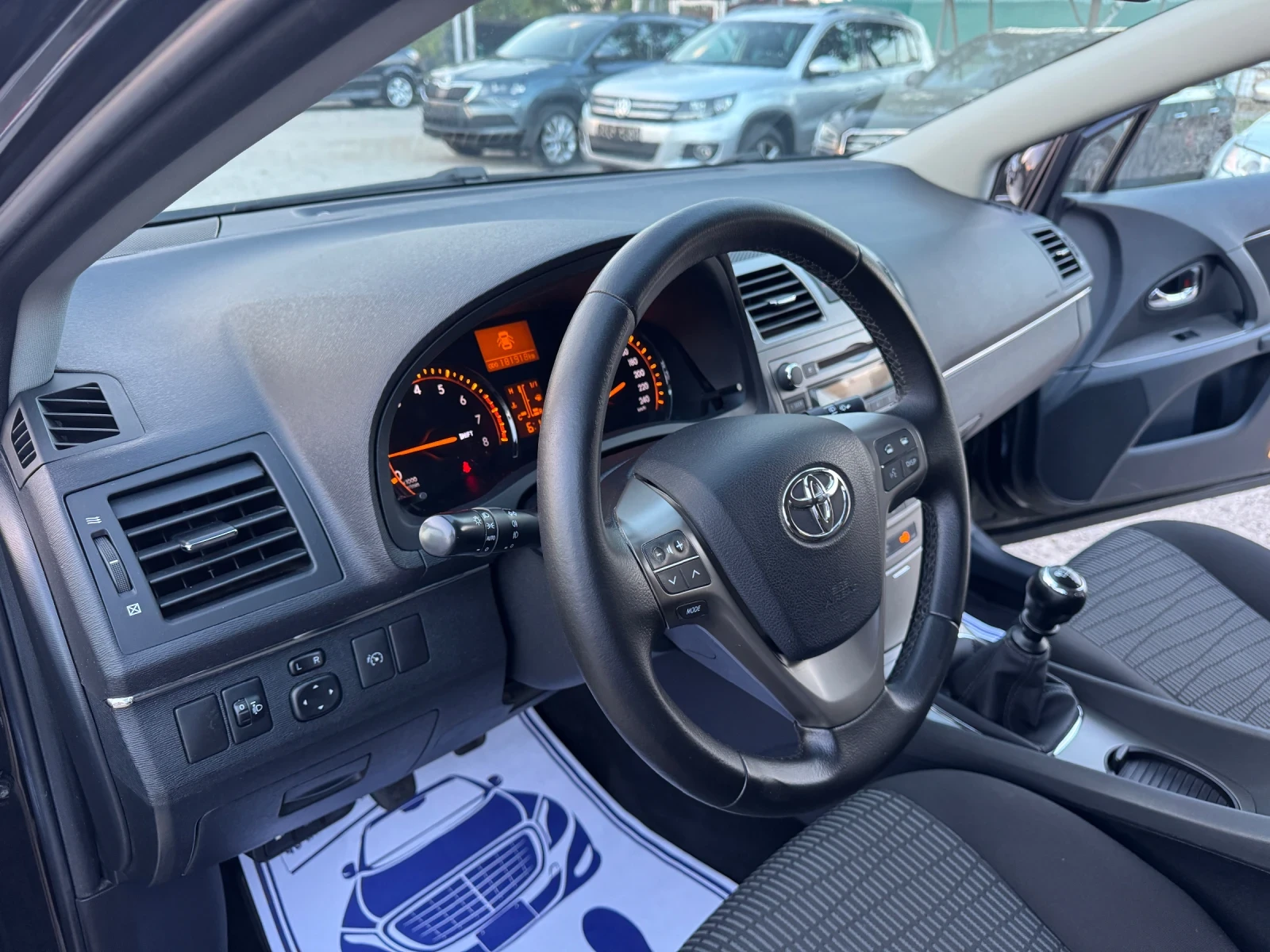 Toyota Avensis 2.0i       | Mobile.bg   12