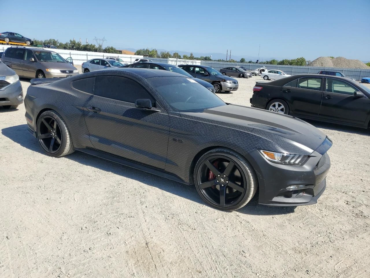 Ford Mustang 5.0* GT - изображение 4
