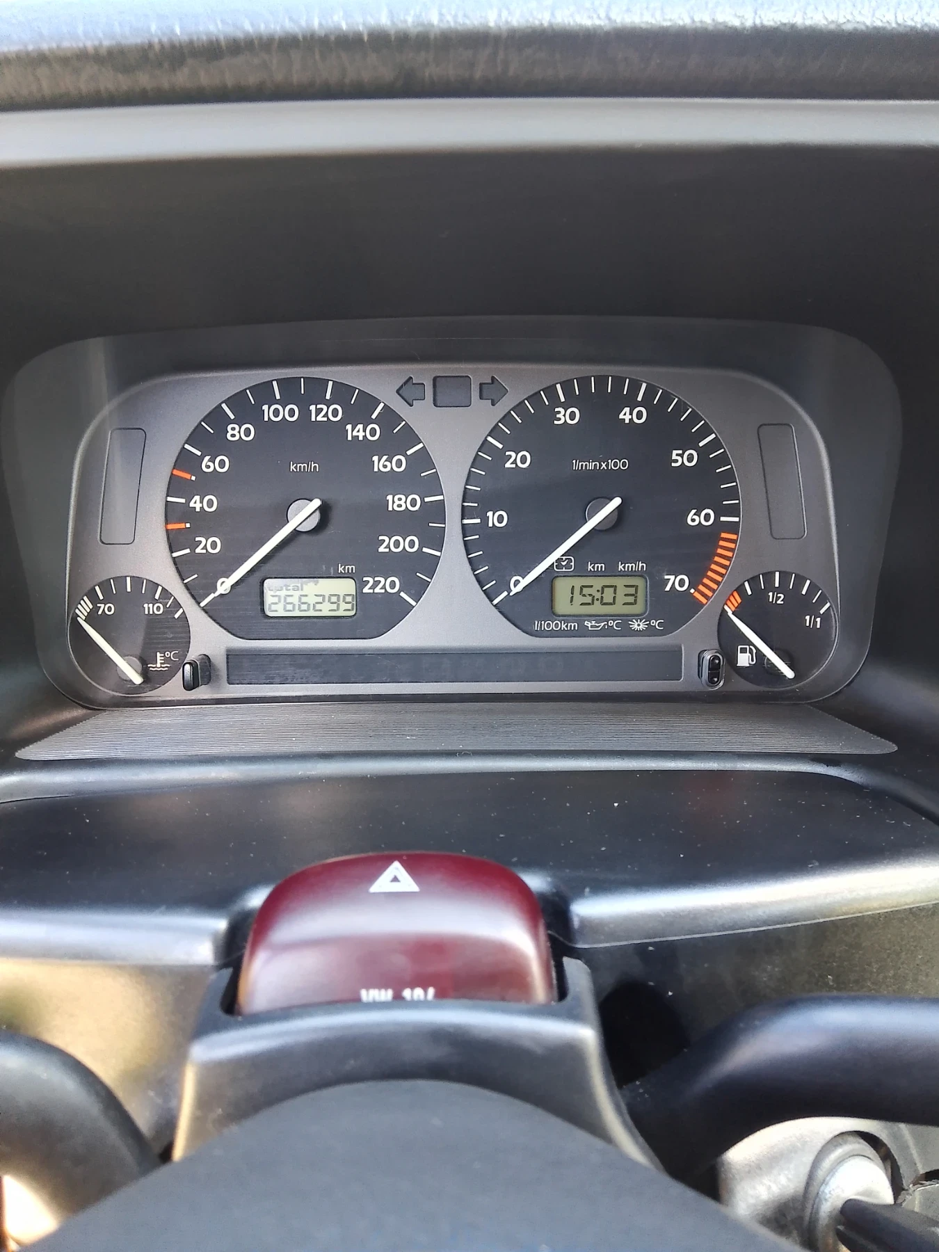 VW Golf 1.6 - изображение 8