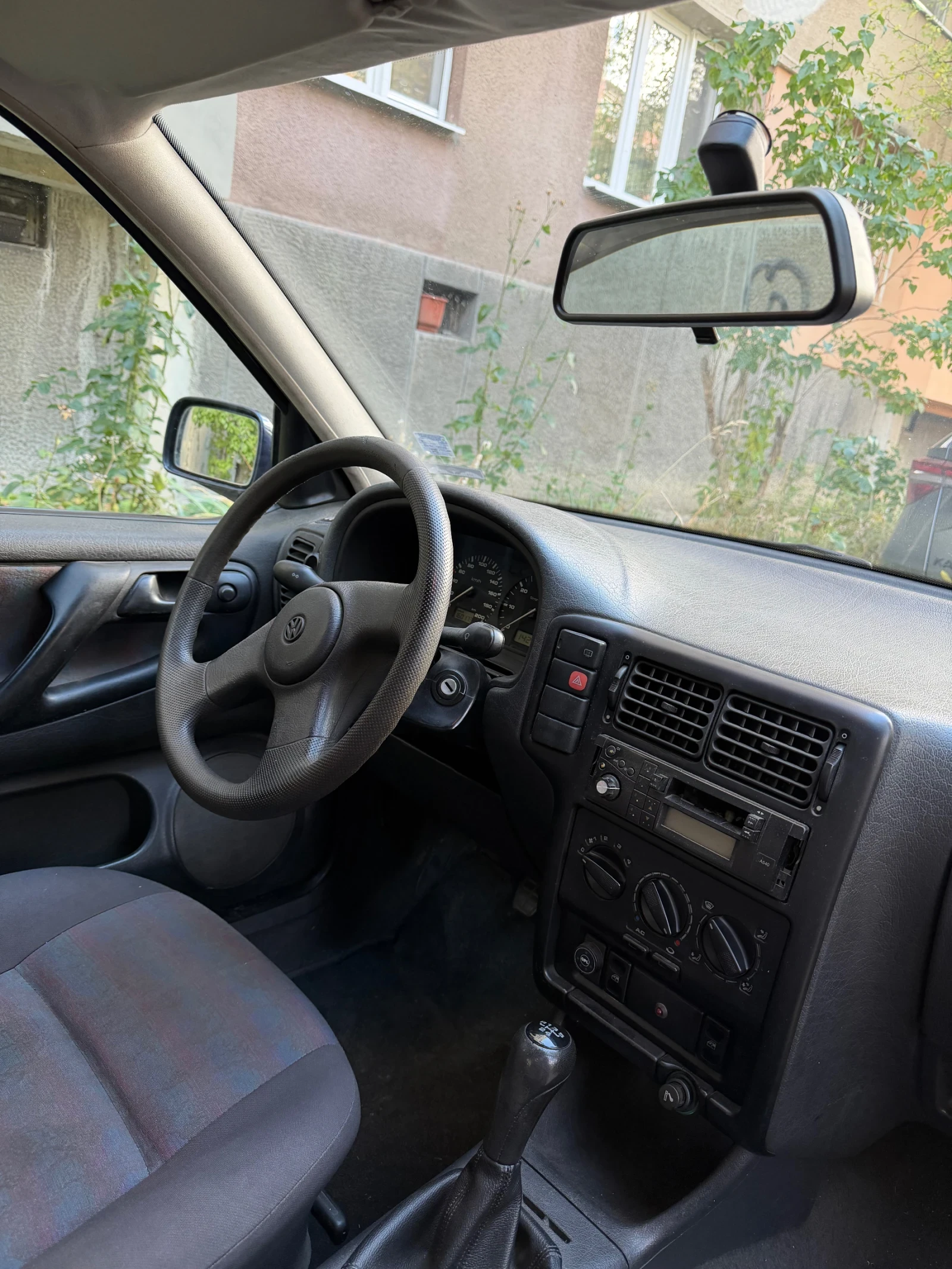 VW Polo 1.4 AEX  - изображение 7