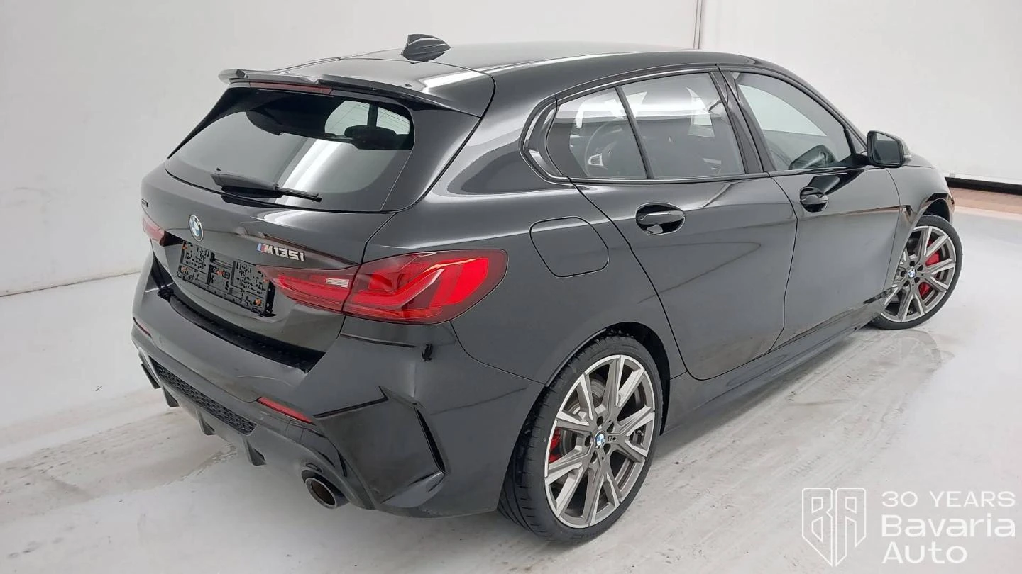 BMW 135 M135i xDrive Steptronic - изображение 3