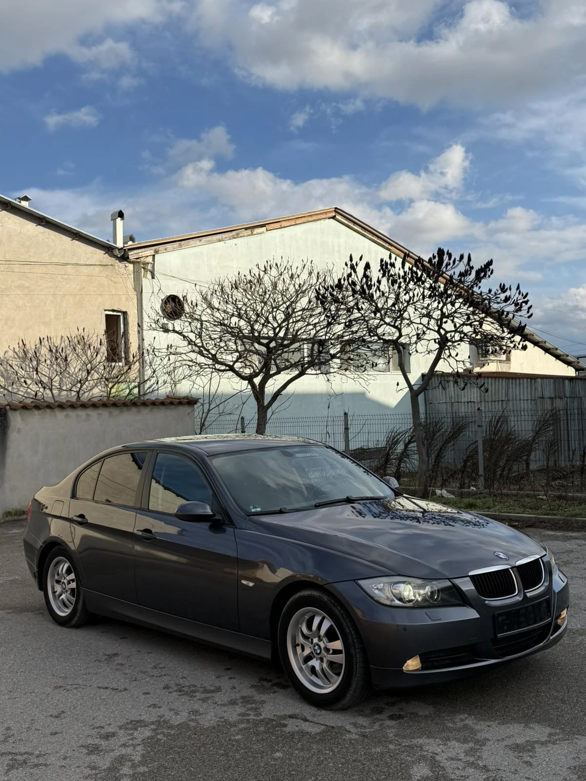 BMW 320 БЕНЗИН-ГАЗ - изображение 2