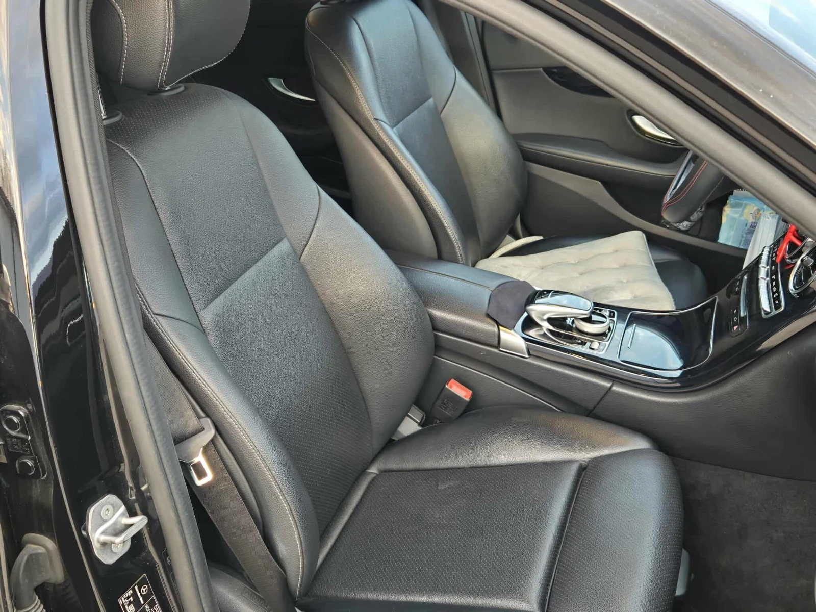 Mercedes-Benz C 220, снимка 5 - Автомобили и джипове - 53803211