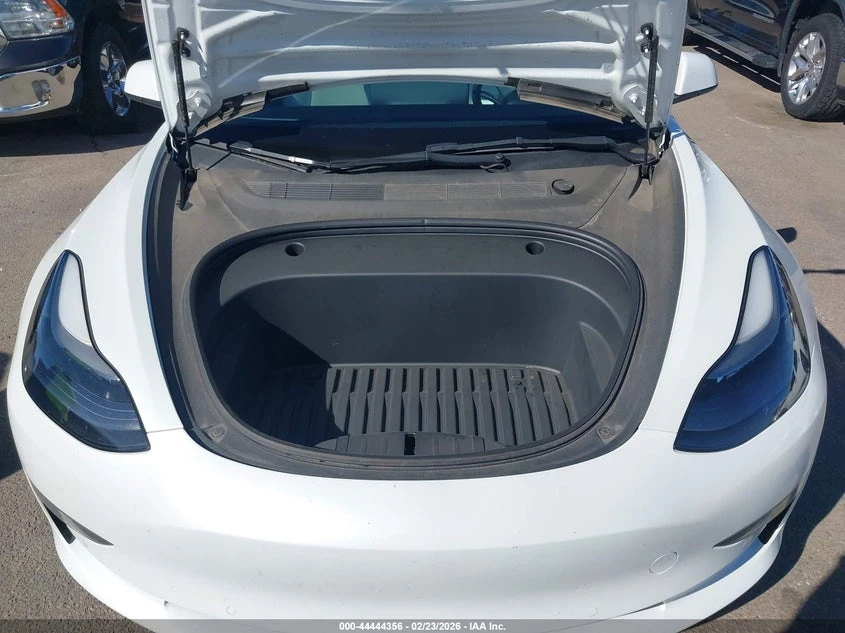 Tesla Model 3 Rear-Wheel Drive, снимка 10 - Автомобили и джипове - 53960503