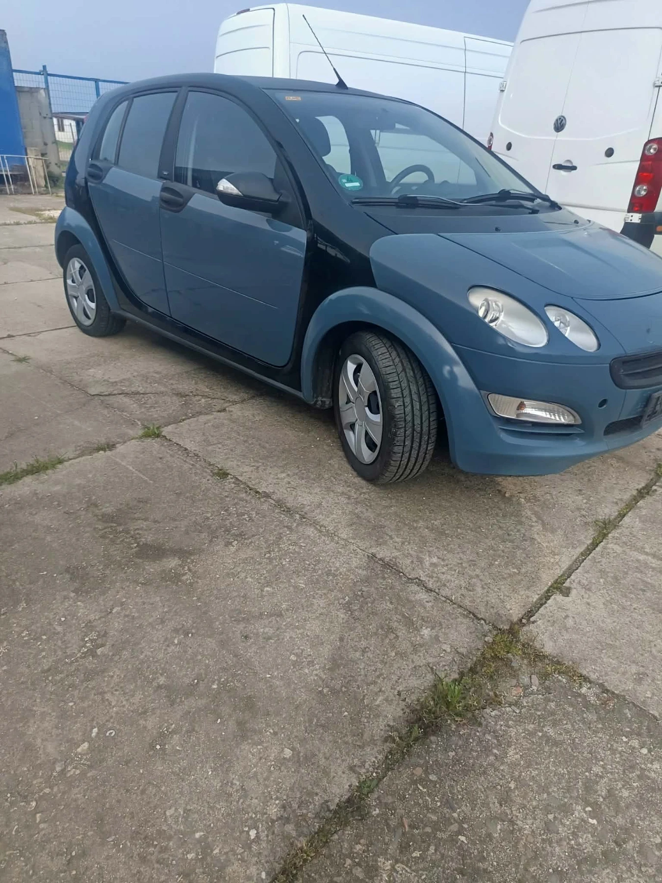 Smart Forfour, снимка 2 - Автомобили и джипове - 54019016