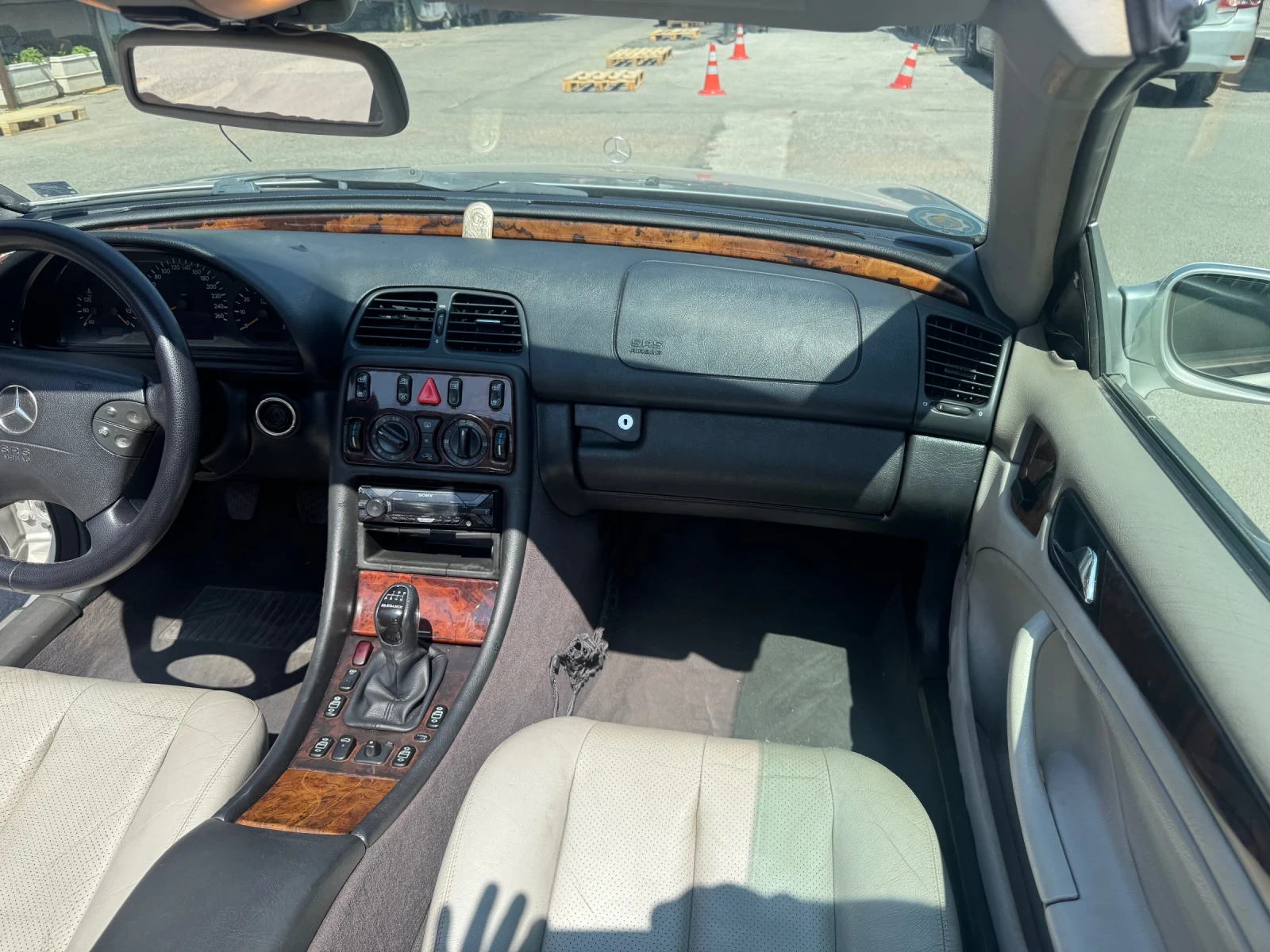 Mercedes-Benz CLK 200 Kompresor, снимка 8 - Автомобили и джипове - 54665405