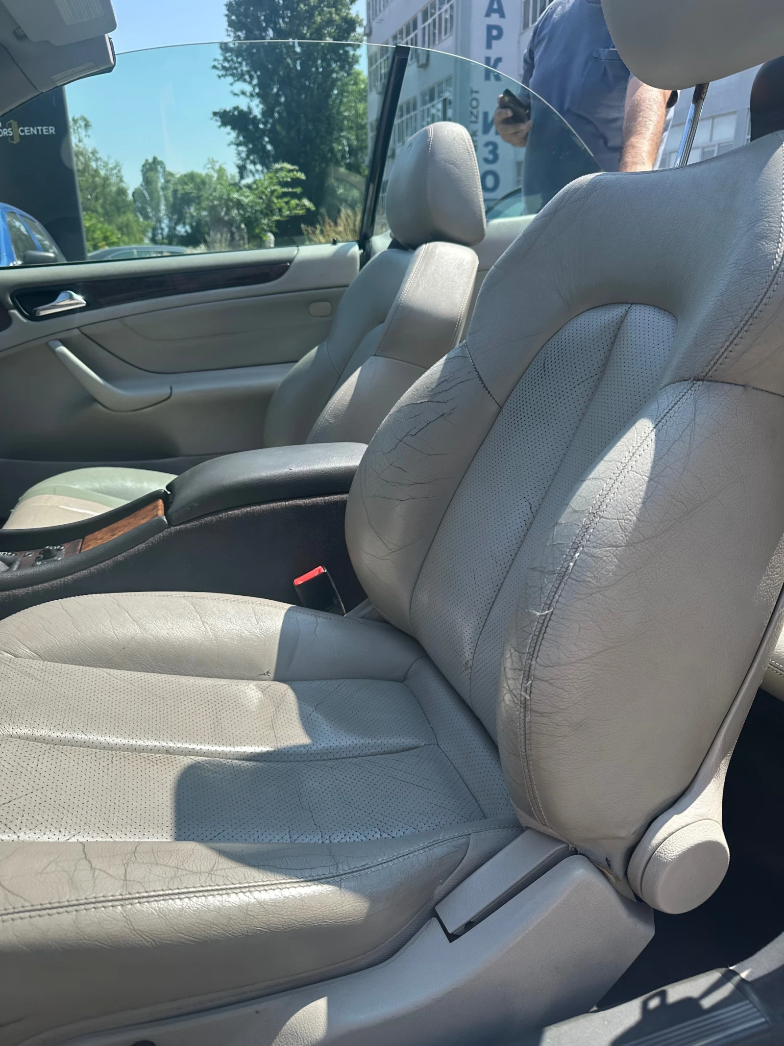 Mercedes-Benz CLK 200 Kompresor, снимка 9 - Автомобили и джипове - 54665405