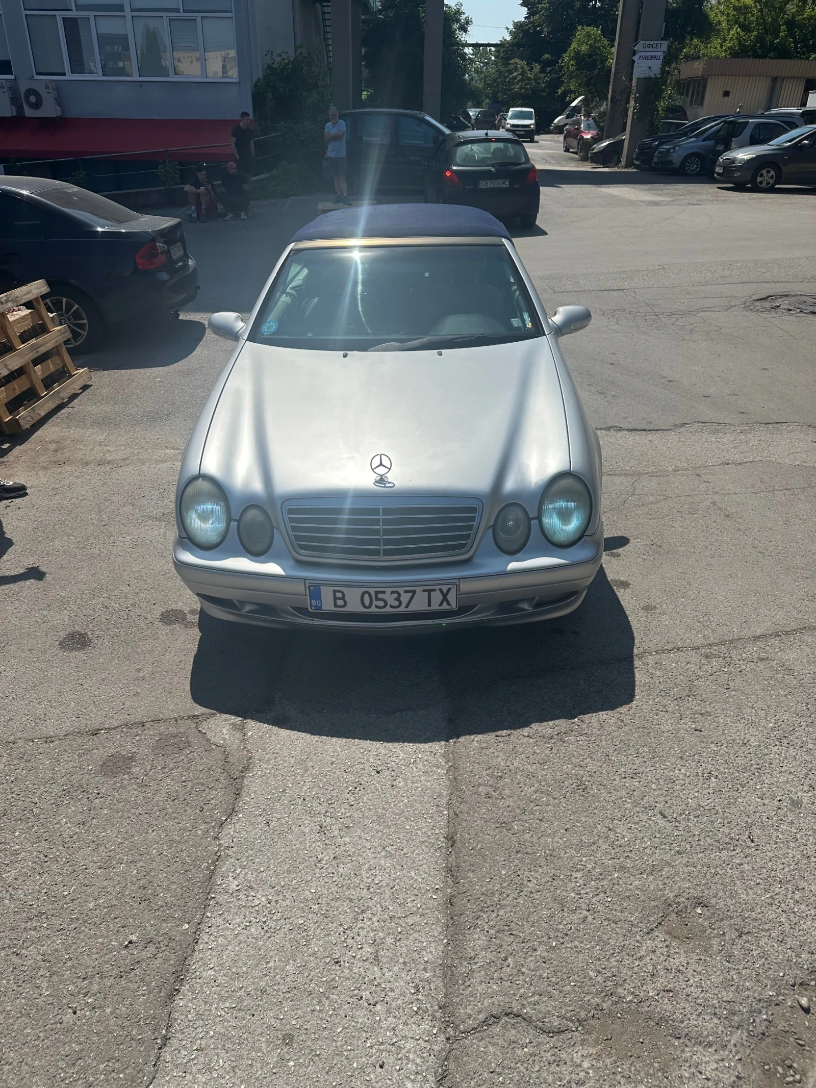 Mercedes-Benz CLK 200 Kompresor, снимка 3 - Автомобили и джипове - 54665405