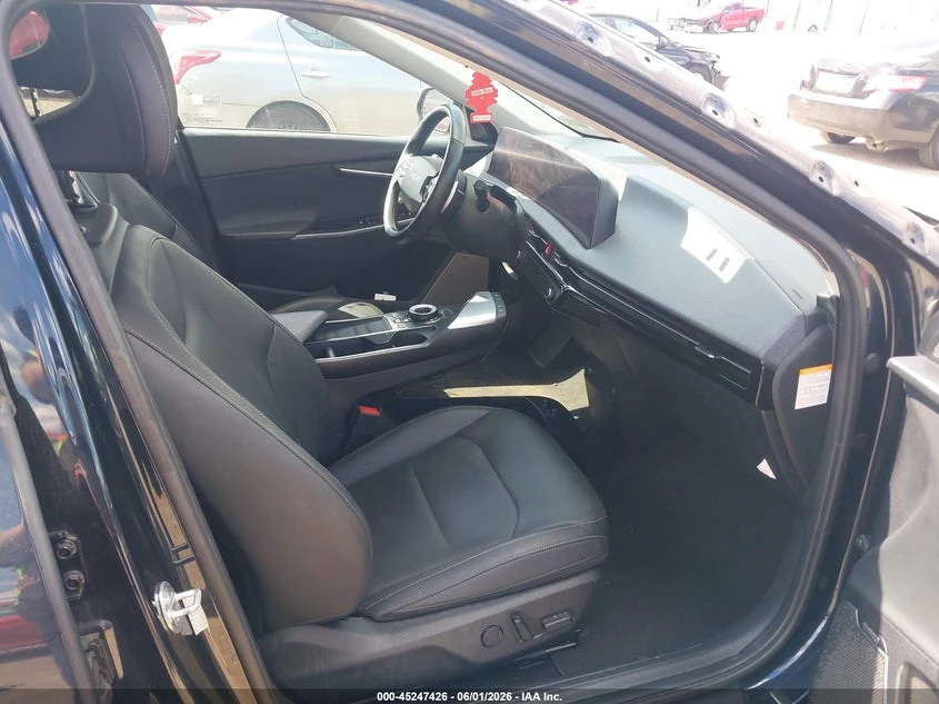 Kia EV6 Wind, снимка 5 - Автомобили и джипове - 55004625