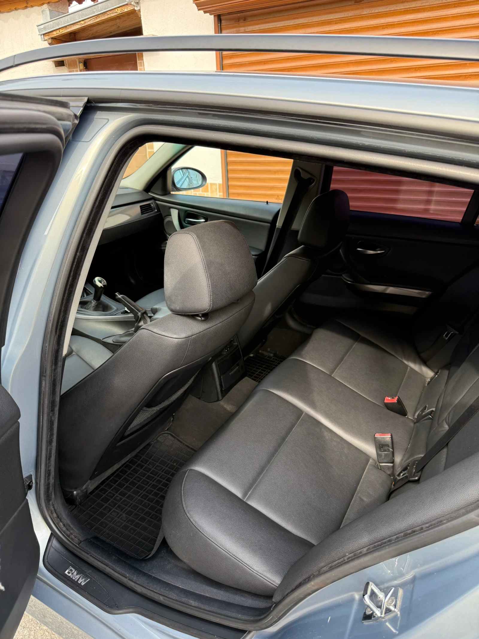BMW 325 325d, снимка 10 - Автомобили и джипове - 55178230