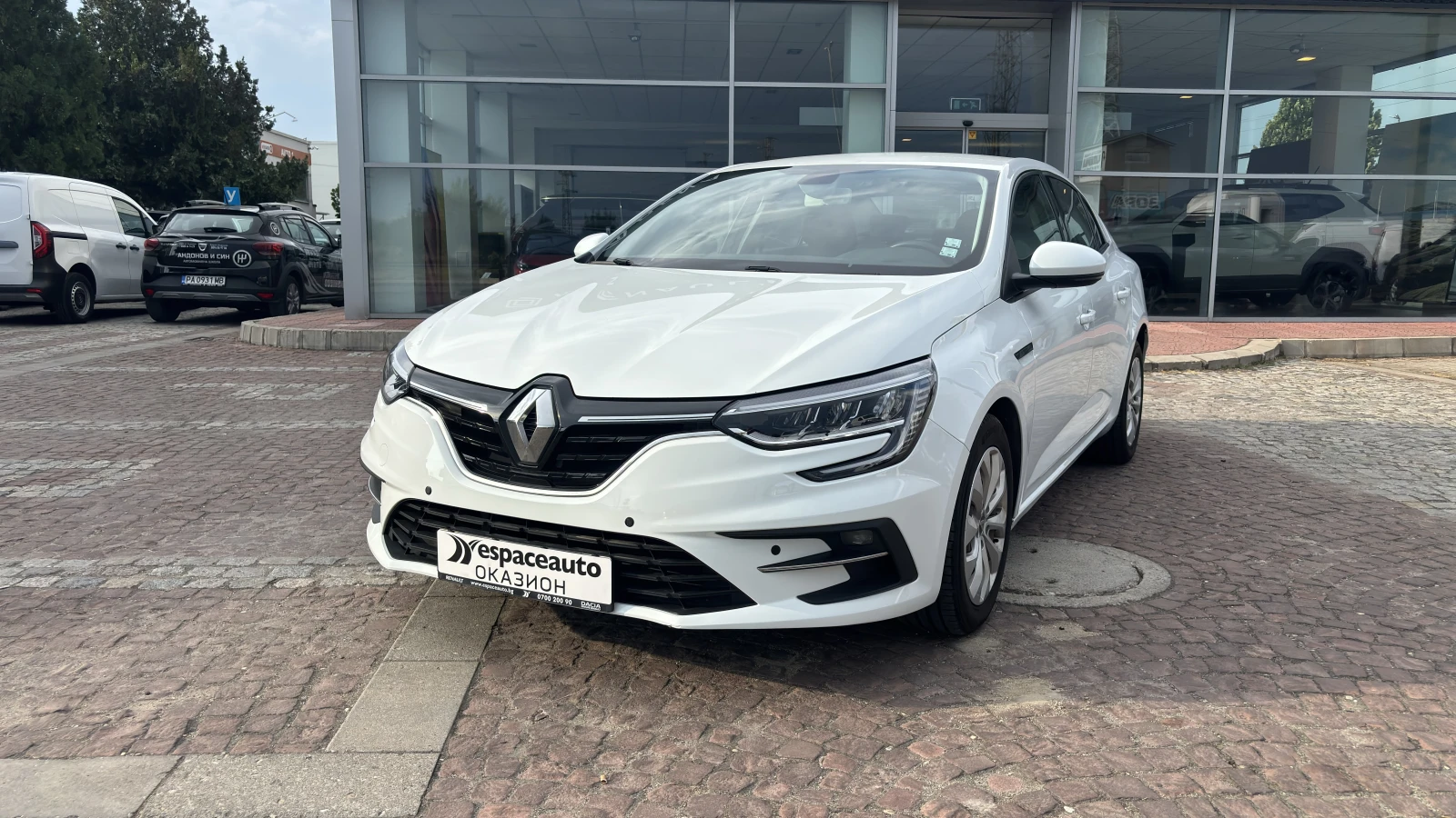 Renault Megane Sedan 1.3TCe 140 к.с./Life