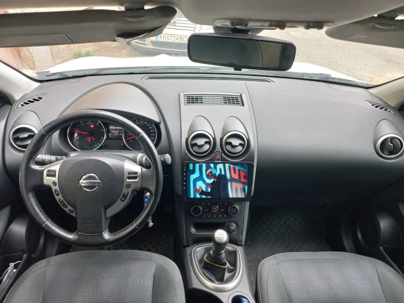 Nissan Qashqai 1.6 TDCI, снимка 9 - Автомобили и джипове - 46356929