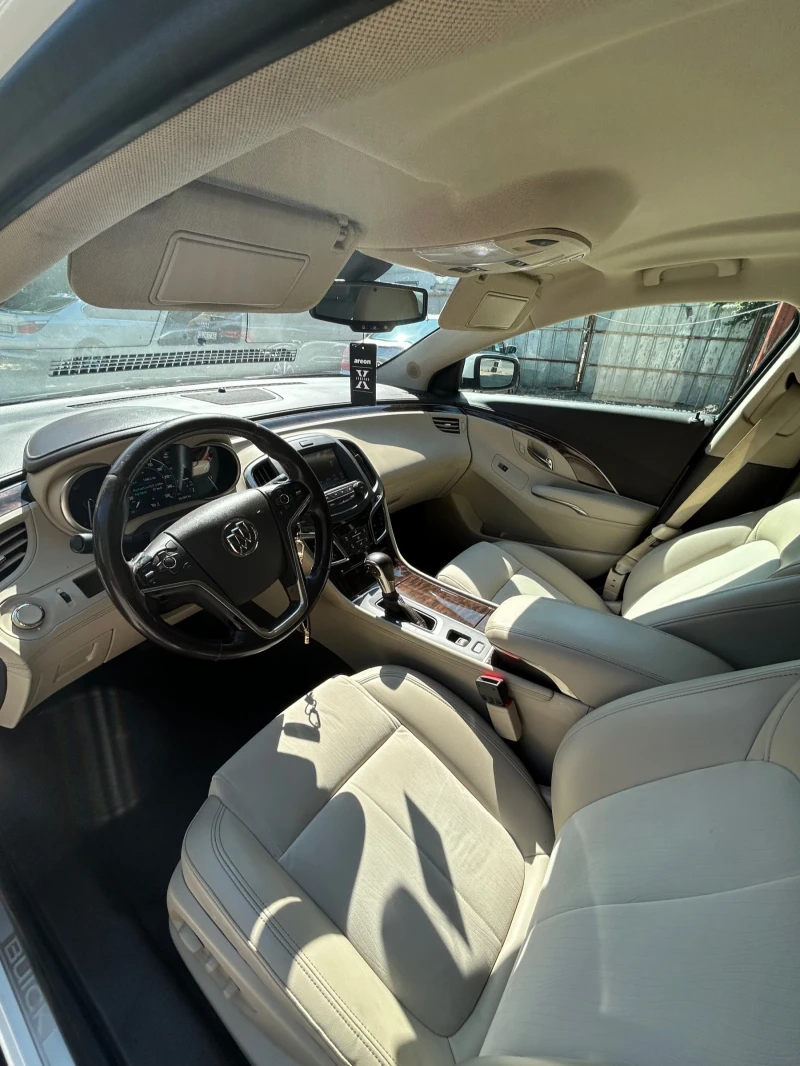 Buick Lacrosse 3.6i, снимка 13 - Автомобили и джипове - 51903849