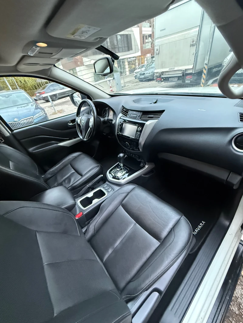 Nissan Navara, снимка 8 - Автомобили и джипове - 52635028
