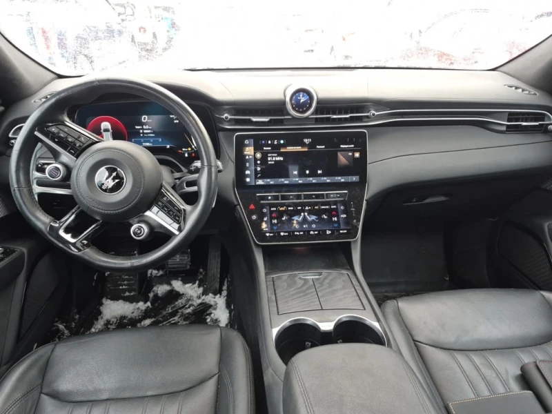 Maserati Grecale * MODENA * CARFAX * БЕЗ ПЪРВОНАЧАЛНА ВНОСКА, снимка 11 - Автомобили и джипове - 52929597