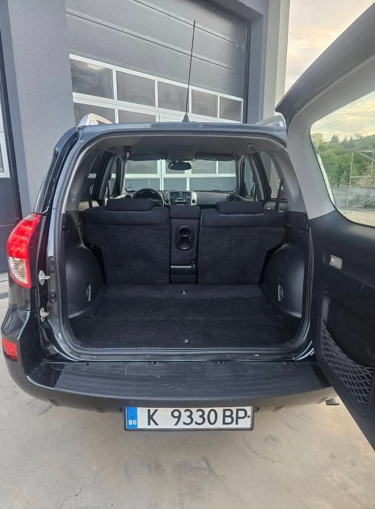 Toyota Rav4, снимка 8 - Автомобили и джипове - 53013722
