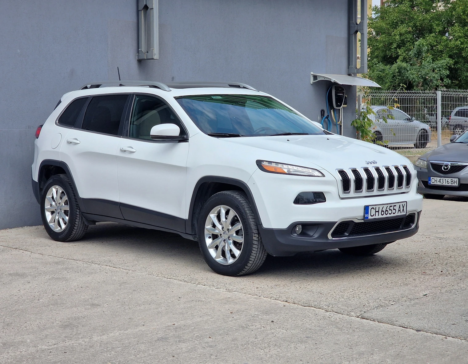 Jeep Cherokee 3.2 Limited 4X4 AUT - изображение 2
