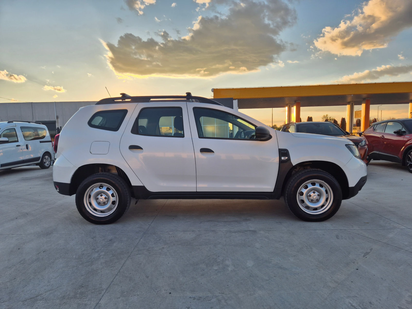 Dacia Duster  N1 4x4 M/T1.5 DCI  - изображение 6
