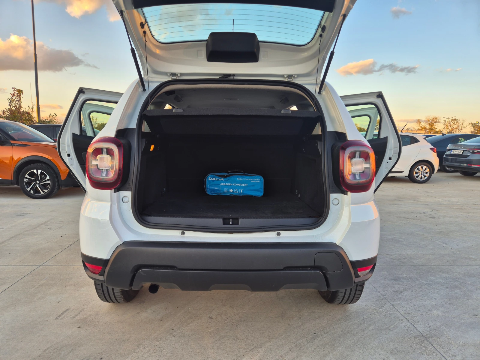 Dacia Duster  N1 4x4 M/T1.5 DCI  | Mobile.bg   11