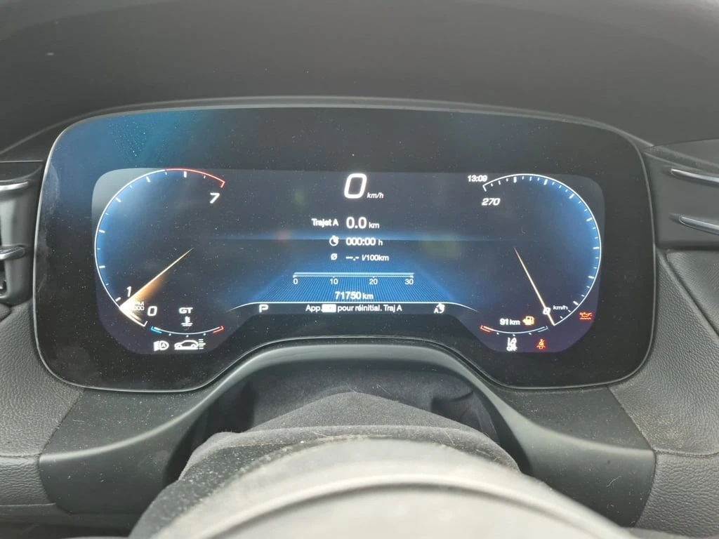 Maserati Grecale * MODENA * CARFAX * ��� ������������ ������ | Mobile.bg � ����������� 9