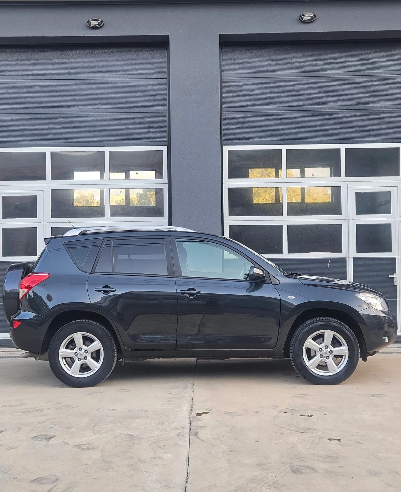 Toyota Rav4 | Mobile.bg � ����������� 4