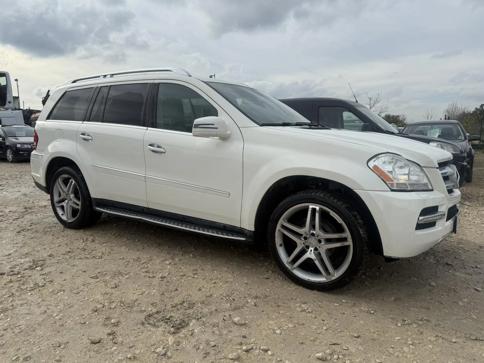 Mercedes-Benz GL 450 i V8 ГАЗОВ ИНЖЕКЦИОН 6+ 1 БАРТЕР ЛИЗИНГ - изображение 2