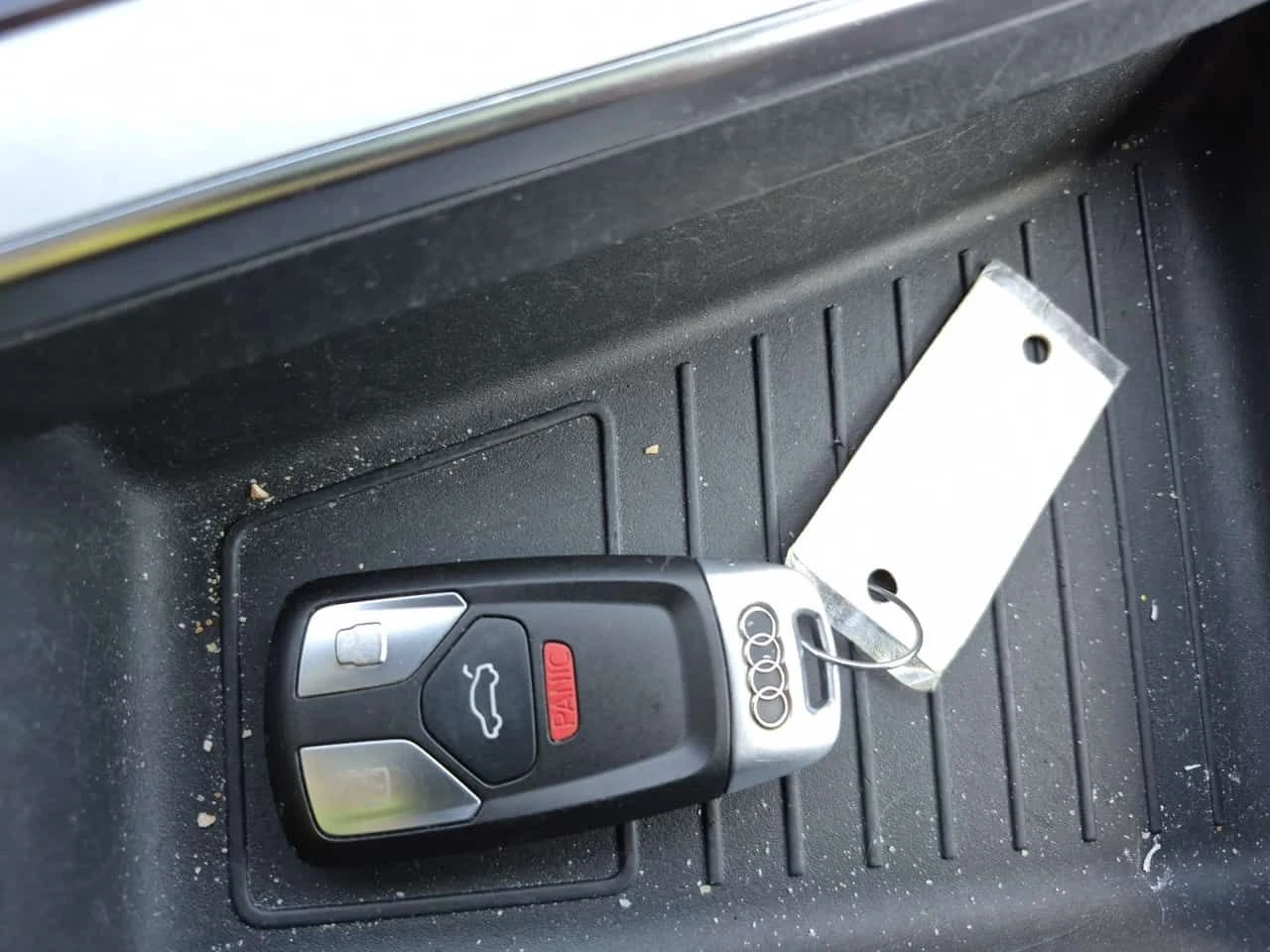 Audi Q7 * 3.0T TECHNIK * CARFAX * ���� �� �� | Mobile.bg � ����������� 11