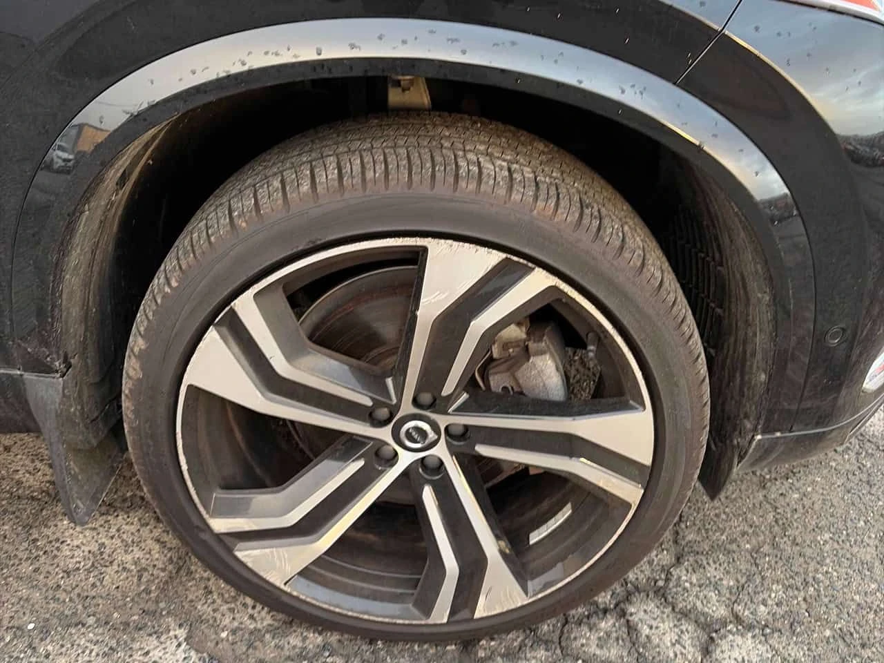 Volvo Xc90  2.0L | Ultimate Bright Theme | 360 | ОДУХВАНЕ, снимка 6 - Автомобили и джипове - 54367394