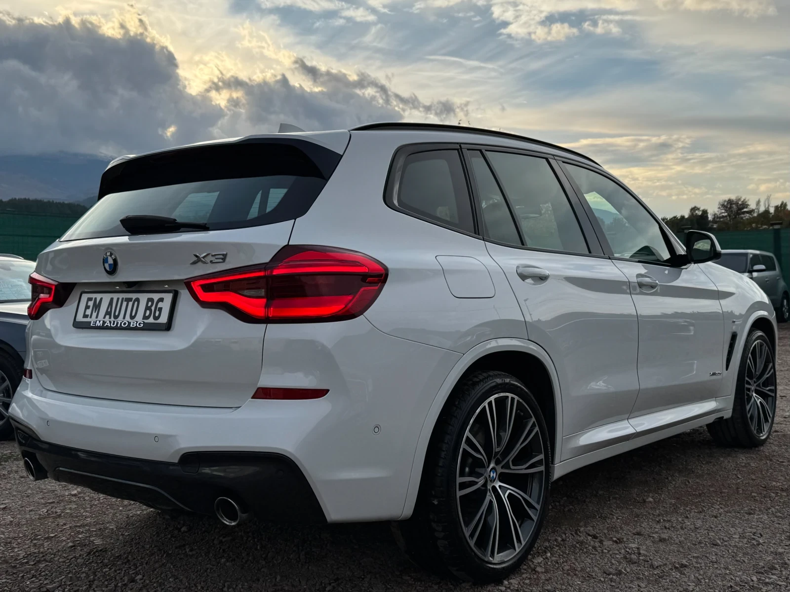 BMW X3 3.0d X-drive M-sport, снимка 6 - Автомобили и джипове - 54605408