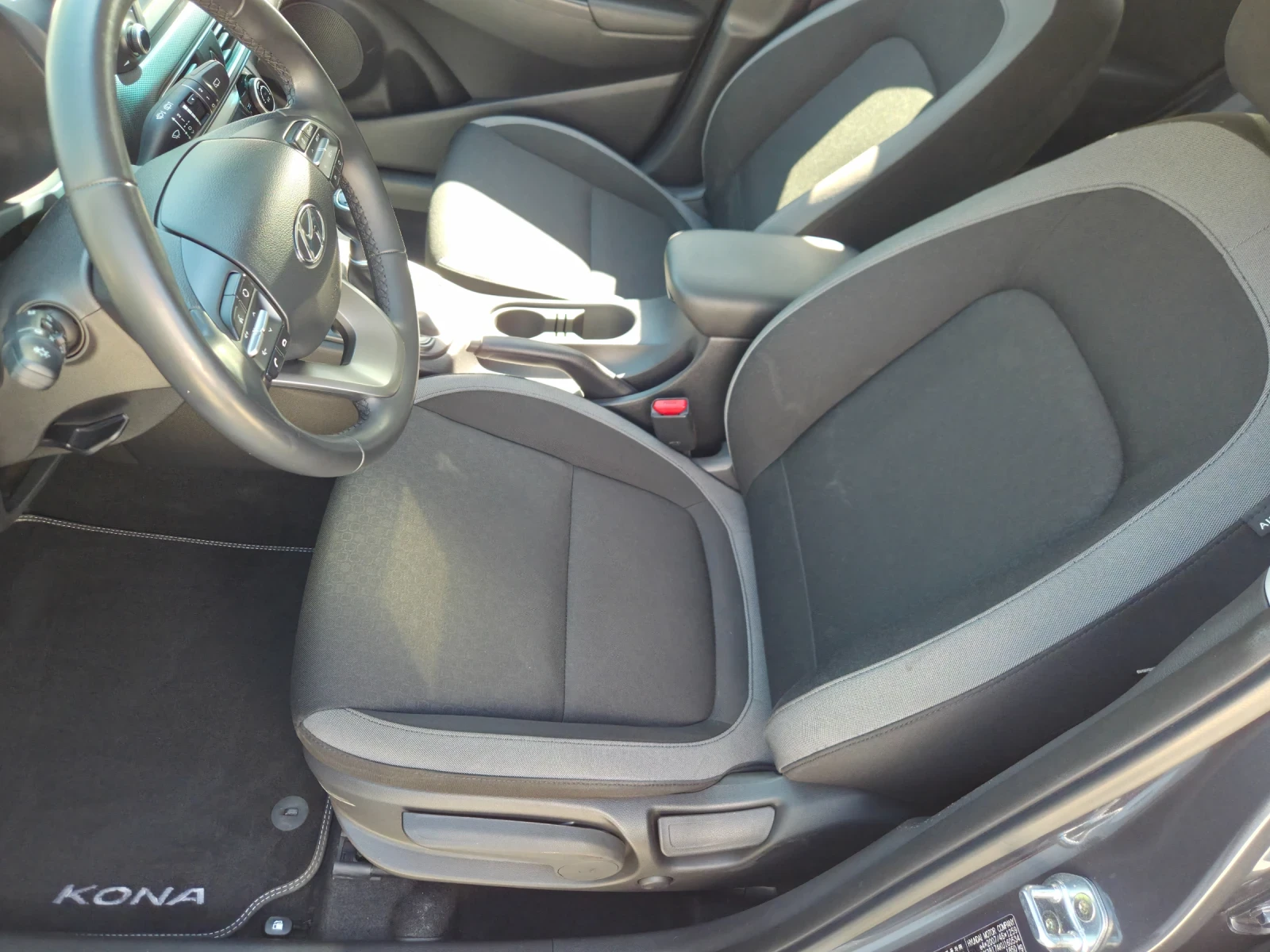 Hyundai Kona 1.6CRDi * Гаранция * УНИКАЛЕН* CARPLAY, снимка 7 - Автомобили и джипове - 55978047
