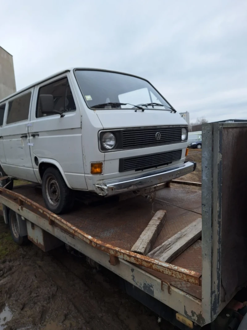 VW Caravelle 1.6 БЕНЗИН , снимка 3 - Бусове и автобуси - 48472997