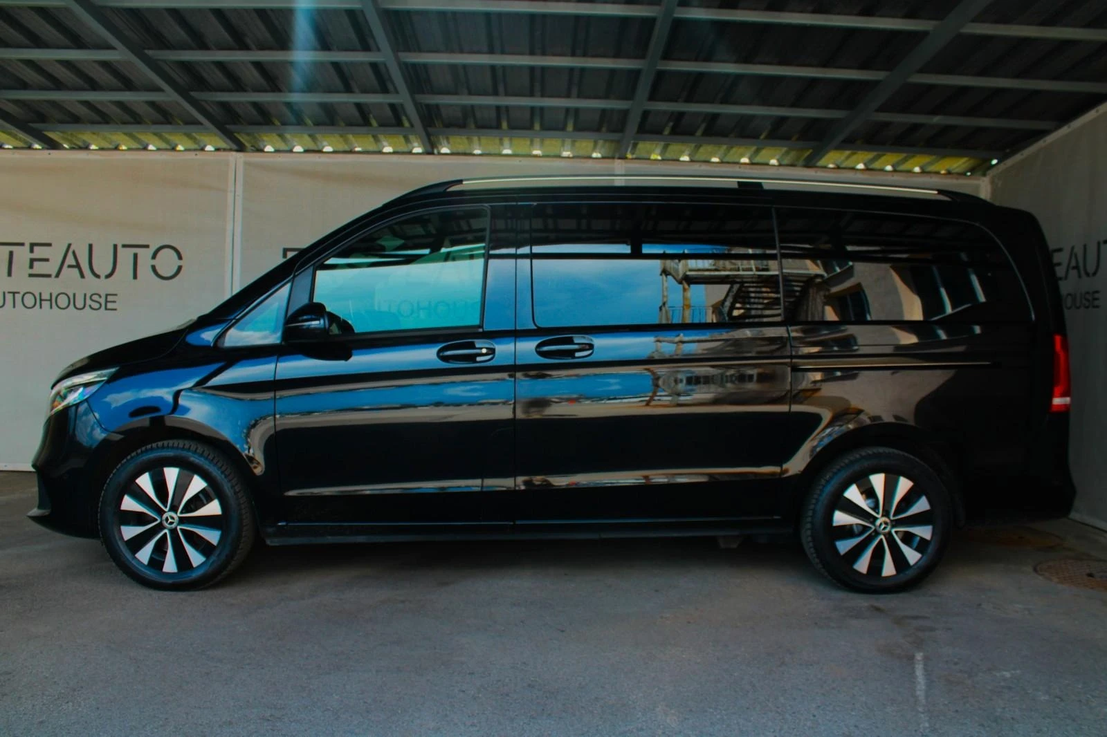 Mercedes-Benz V 250 d 4MATIC LONG CAMERA КОЖА  7-МЕСТА - изображение 3