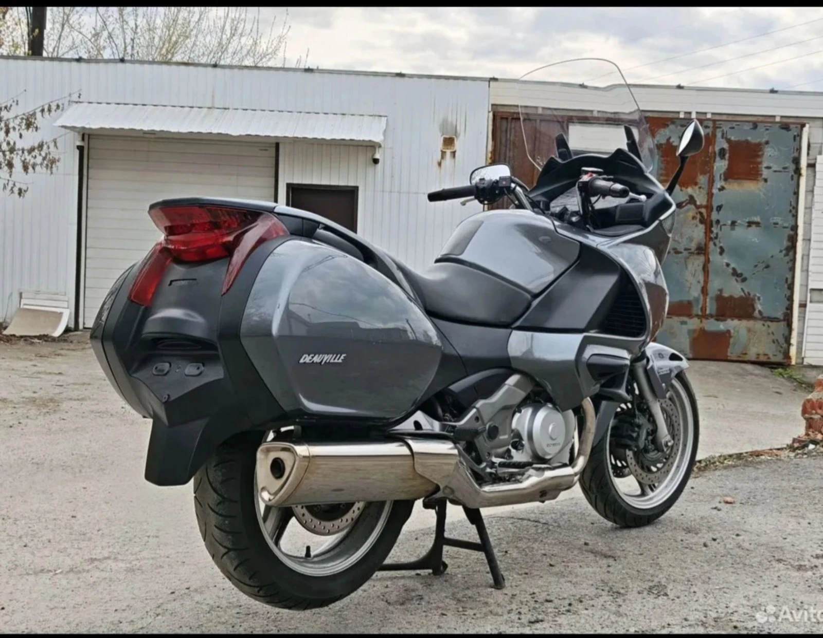 Honda Ntv, снимка 3 - Мотоциклети и мототехника - 54734524
