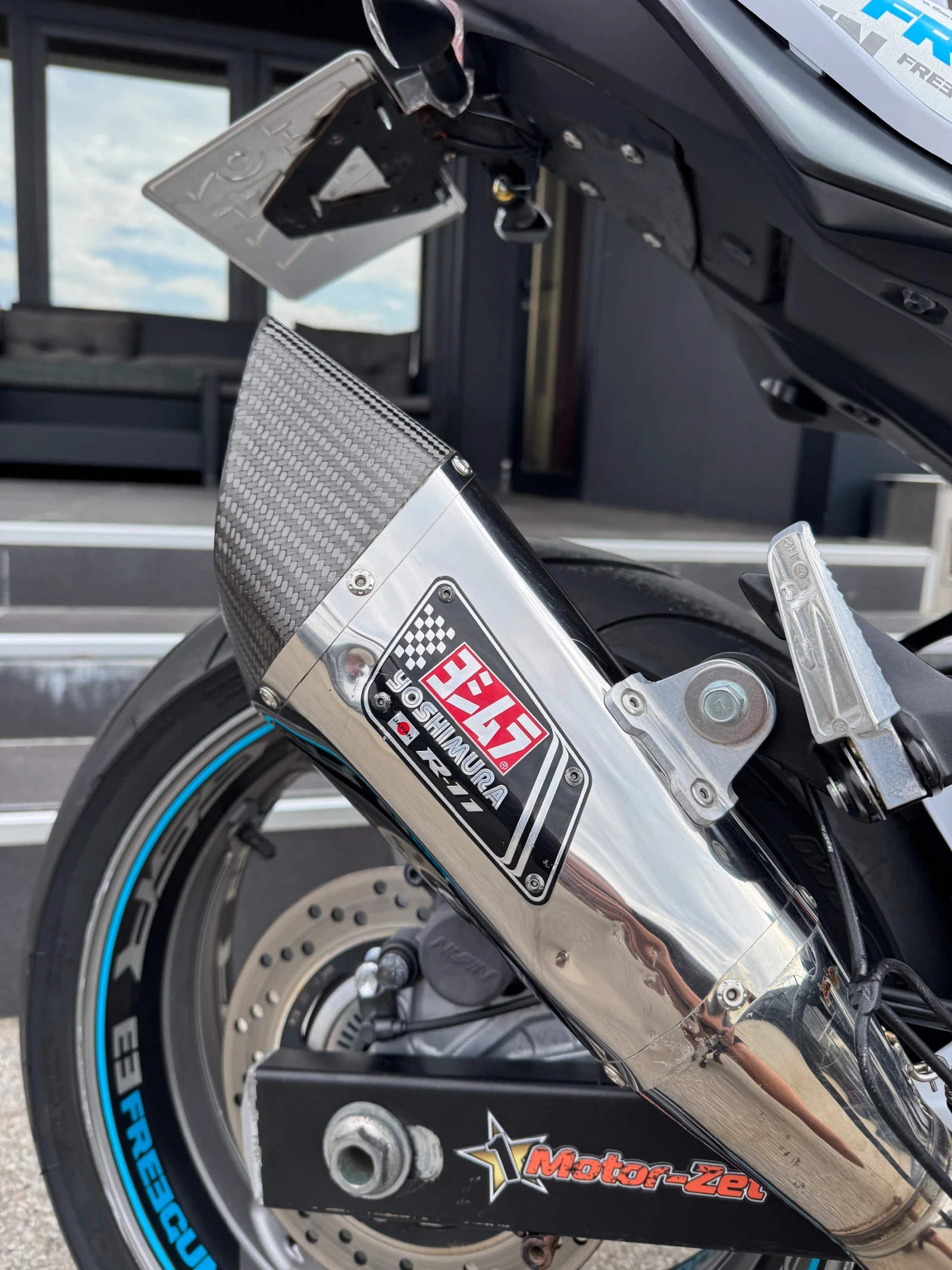 Suzuki Gsr 750* ABS* YOSHIMURA* ТОП, снимка 10 - Мотоциклети и мототехника - 56047810