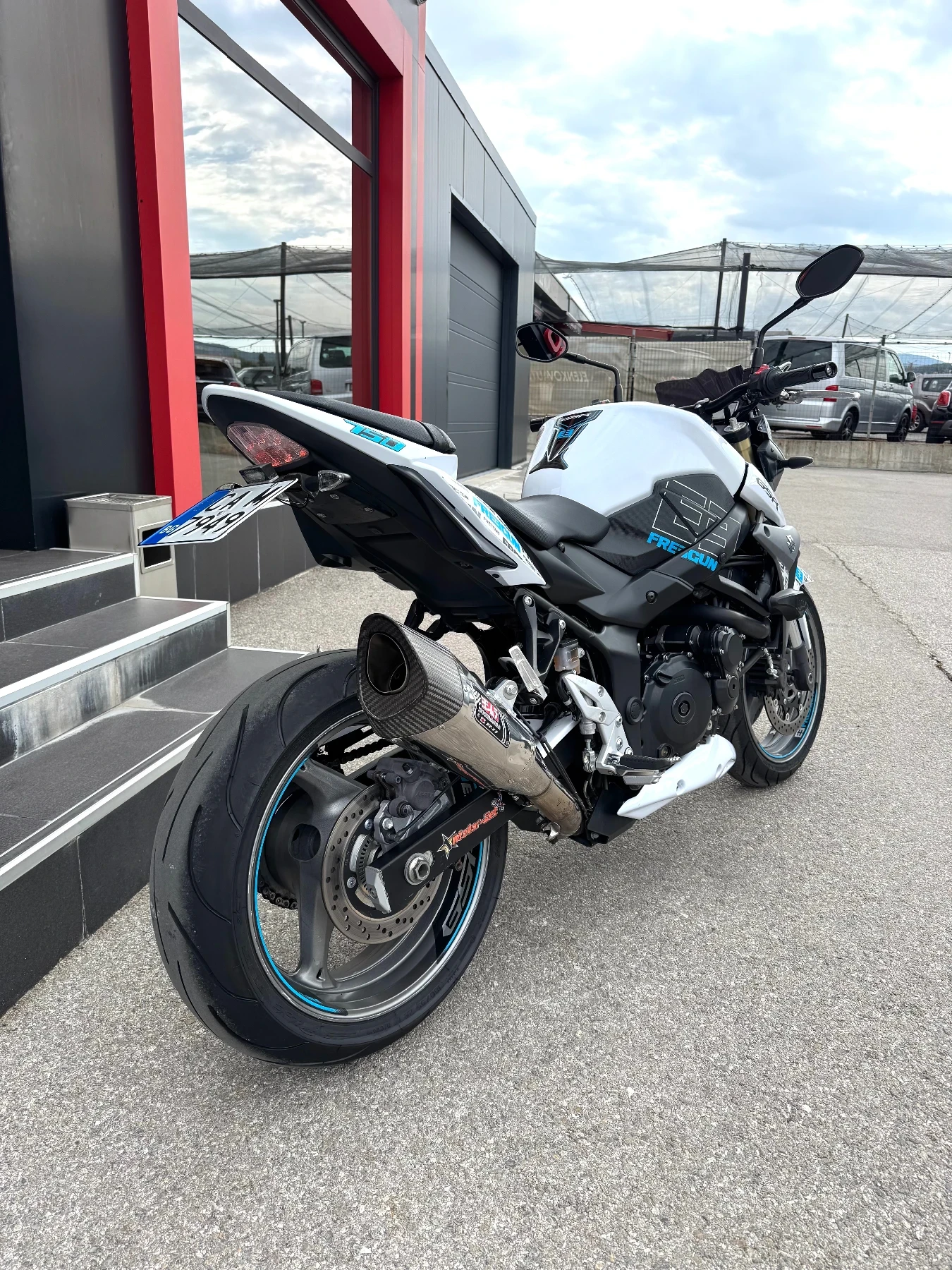 Suzuki Gsr 750* ABS* YOSHIMURA* ТОП, снимка 3 - Мотоциклети и мототехника - 56047810