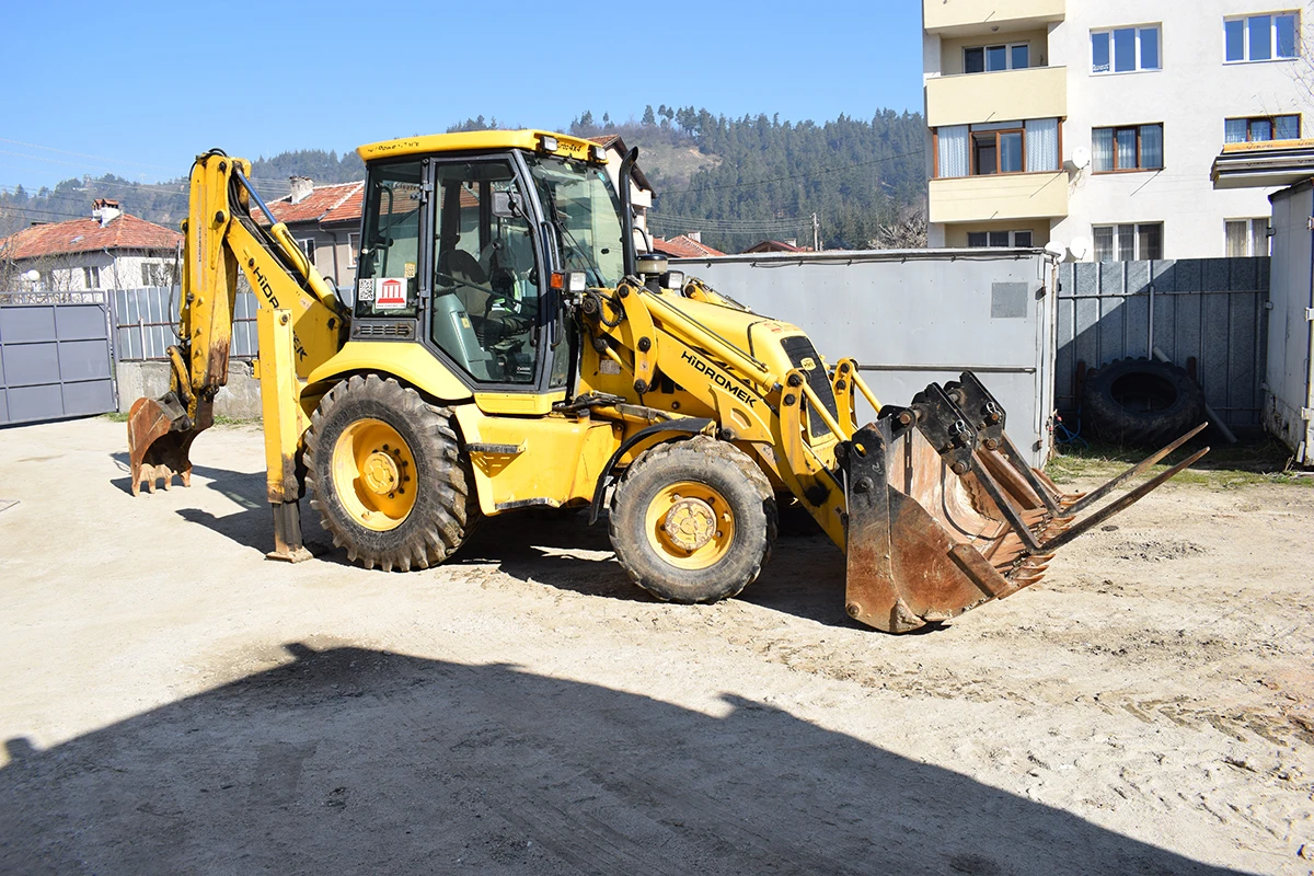  Hidromek 102B | Mobile.bg   1