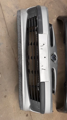 Предна Броня за Renault Clio 2006, снимка 1