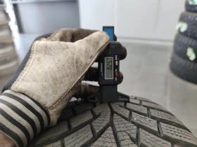 Гуми Зимни 205/55R16, снимка 4