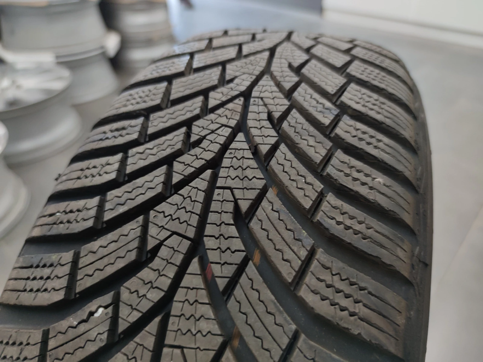  205/55R16 | Mobile.bg   3