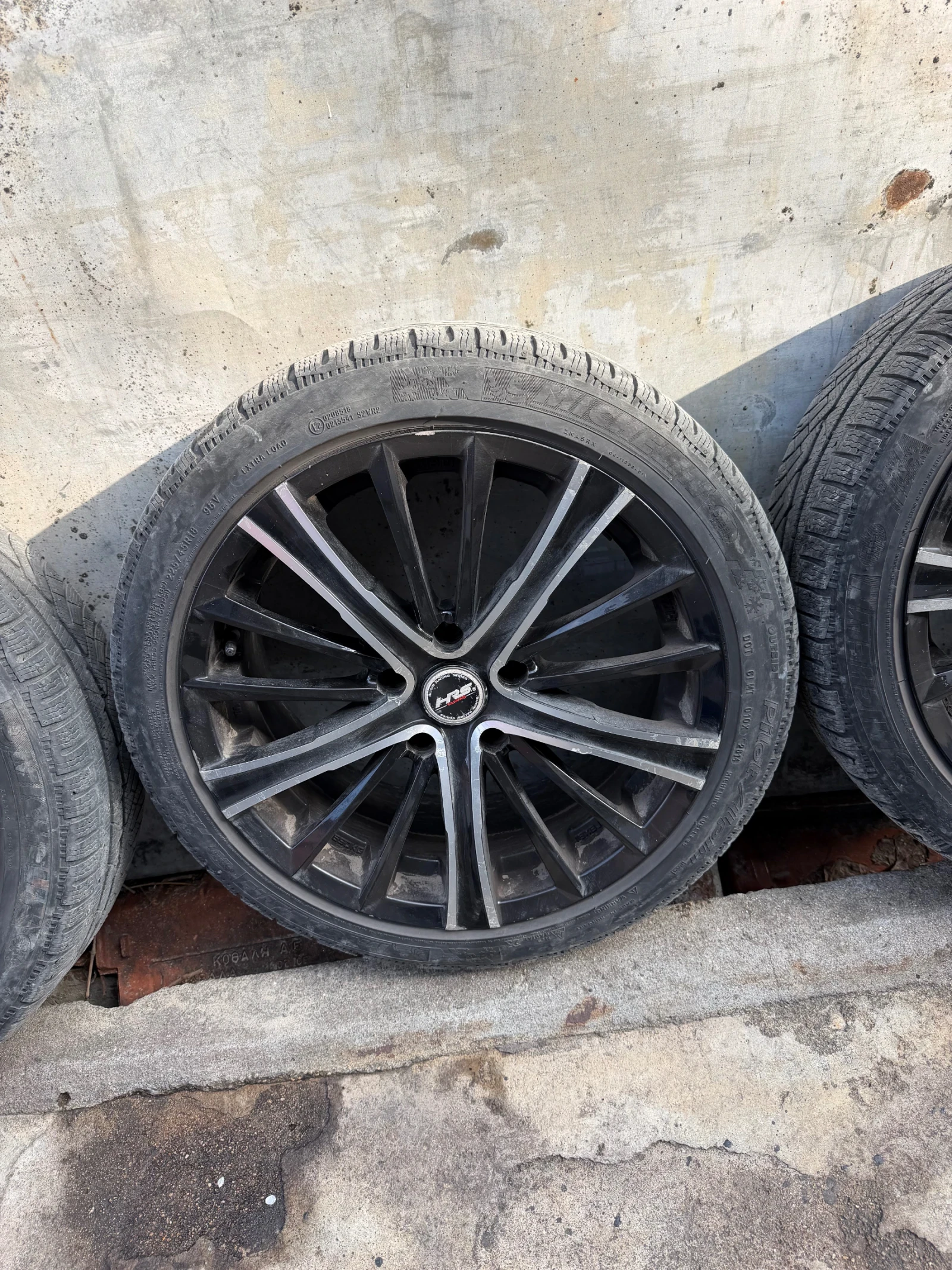 Гуми с джанти Michelin 225/45R18, снимка 3 - Гуми и джанти - 53839974