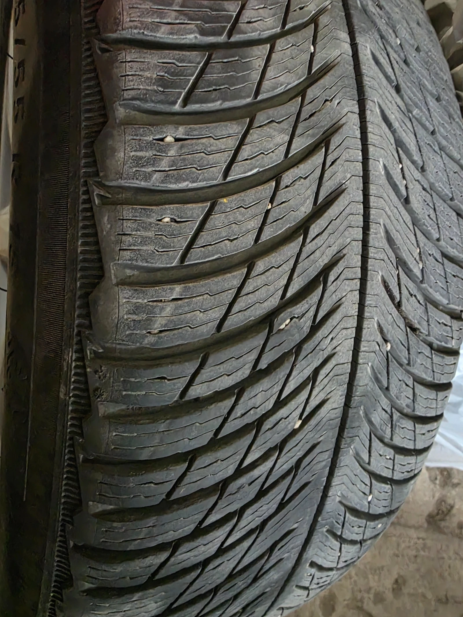 ���� � ������ 255/55R18 �� BMW X5 | Mobile.bg � ����������� 2