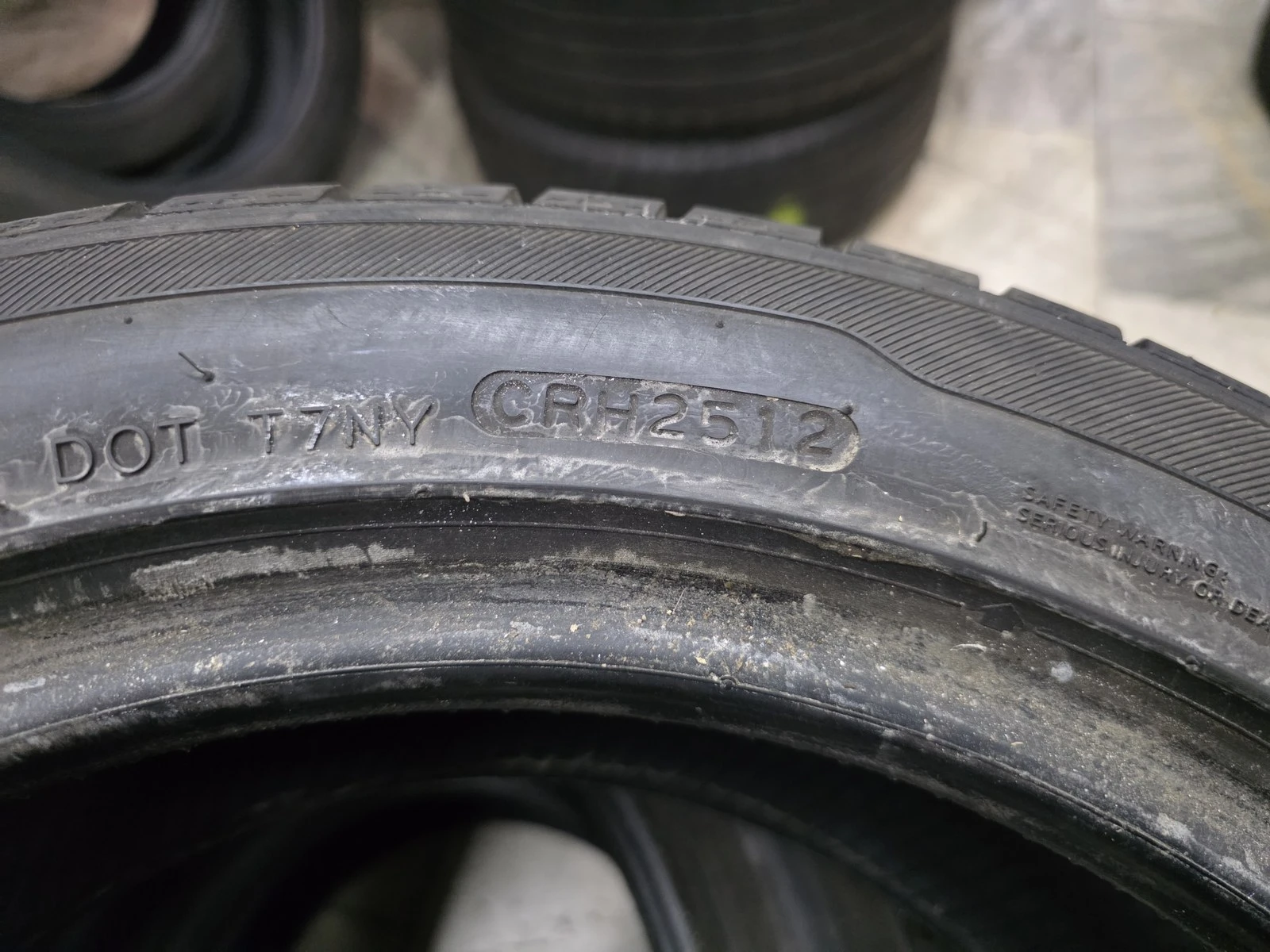Гуми Зимни 195/55R16, снимка 9 - Гуми и джанти - 56725981