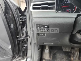 Kia K5, снимка 12