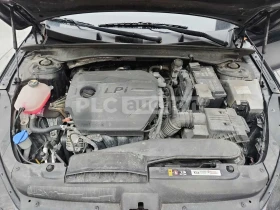 Kia K5, снимка 16