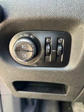 Opel Corsa 1.2 Газ, снимка 13