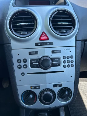 Opel Corsa 1.2 Газ, снимка 15